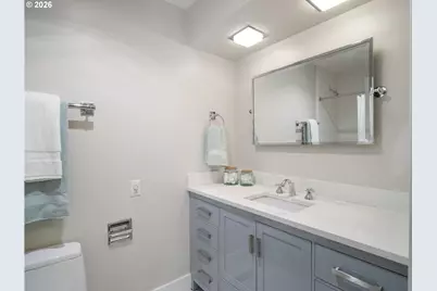 3125 SW Doschdale Dr, Portland, OR 97239 - Photo 21