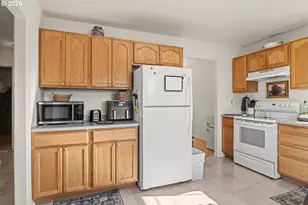 625 Clay St, Coos Bay, OR 97420 - Photo 5