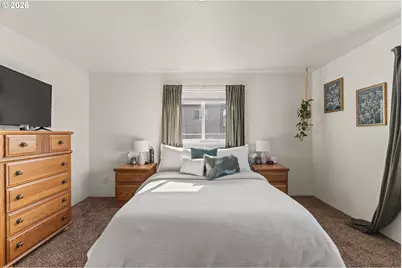 625 Clay St, Coos Bay, OR 97420 - Photo 11