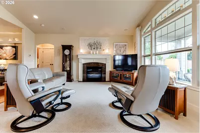 1016 Fieldcrest Ave, Junction City, OR 97448 - Photo 5