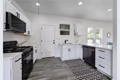 203 SE Roake Ave, Castle Rock, WA 98611 - Photo 7