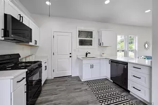 203 SE Roake Ave, Castle Rock, WA 98611 - Photo 7