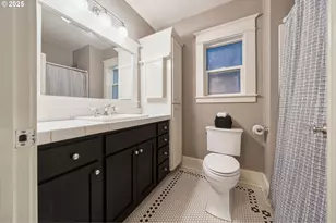 127 W 24th St, Vancouver, WA 98660 - Photo 17