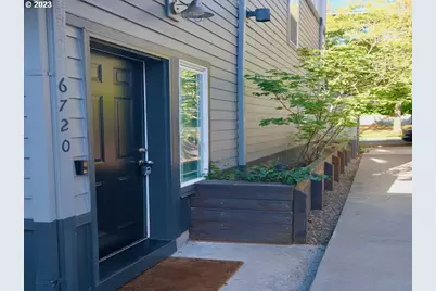 6720 N Pittsburg Ave, Portland, OR 97203 - Photo 1