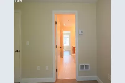 6720 N Pittsburg Ave, Portland, OR 97203 - Photo 23