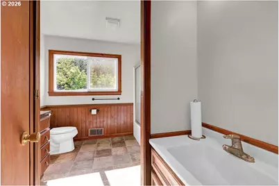 36535 Kirk Dr, Brownsville, OR 97327 - Photo 13