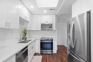 6555 SE 71st Ave, Portland, OR 97206 - Photo 13