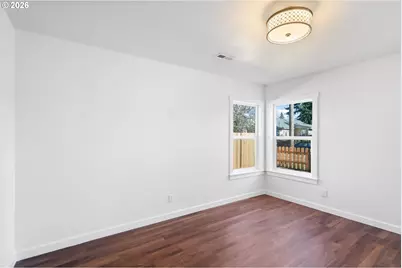 6555 SE 71st Ave, Portland, OR 97206 - Photo 9