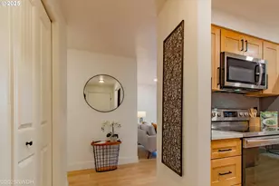 2081 Devos St, Eugene, OR 97402 - Photo 3