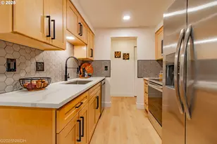 2081 Devos St, Eugene, OR 97402 - Photo 13