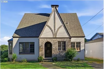 7202 S Corbett Ave, Portland, OR 97219 - Photo 1