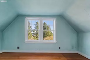 7202 S Corbett Ave, Portland, OR 97219 - Photo 13