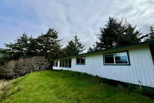 28693 Nautical Way, Gold Beach, OR 97444 - Photo 9