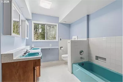 406 N 19th Ave, Kelso, WA 98626 - Photo 13