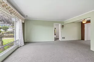 406 N 19th Ave, Kelso, WA 98626 - Photo 5