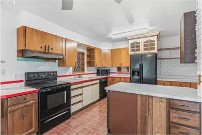 406 N 19th Ave, Kelso, WA 98626 - Photo 17