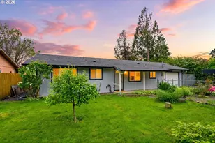 550 E 7th St, La Center, WA 98629 - Photo 1