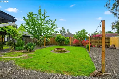 550 E 7th St, La Center, WA 98629 - Photo 21