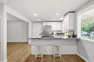 550 E 7th St, La Center, WA 98629 - Photo 5