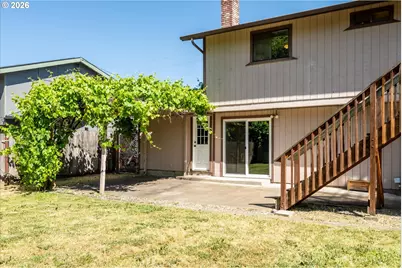 1537 NW Rachel Ave, Roseburg, OR 97471 - Photo 33