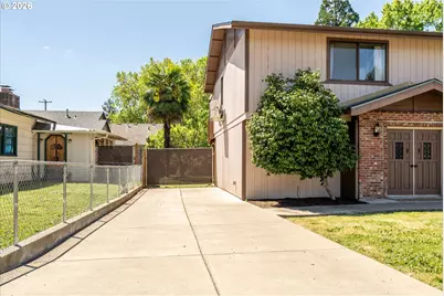 1537 NW Rachel Ave, Roseburg, OR 97471 - Photo 31