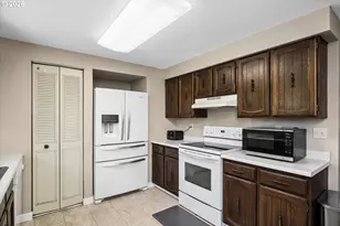 1537 NW Rachel Ave, Roseburg, OR 97471 - Photo 21