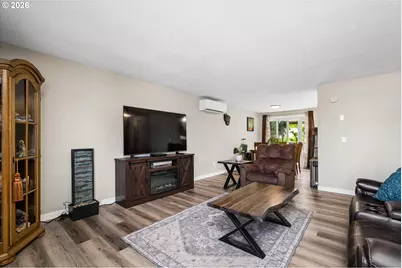 1537 NW Rachel Ave, Roseburg, OR 97471 - Photo 11