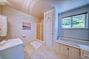 107 3rd Ave, Mosier, OR 97040 - Photo 31