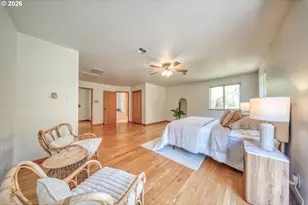 107 3rd Ave, Mosier, OR 97040 - Photo 25