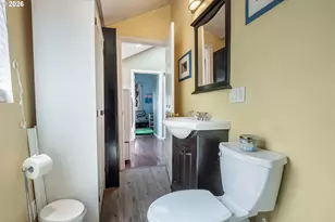 60 E 30th Ave, Eugene, OR 97405 - Photo 13