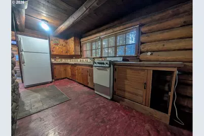 23892 E Sampson Ave, Mount Hood Village, OR 97067 - Photo 11