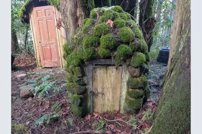 23892 E Sampson Ave, Mount Hood Village, OR 97067 - Photo 31