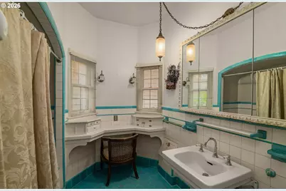 8040 SE Center St, Portland, OR 97206 - Photo 21