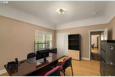 8040 SE Center St, Portland, OR 97206 - Photo 17