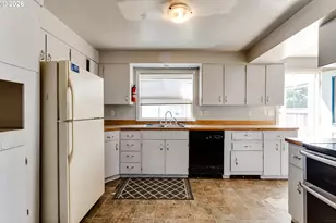 2996 River Rd, Eugene, OR 97404 - Photo 3
