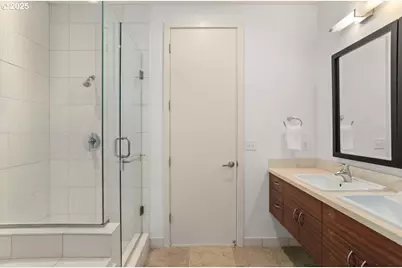 1622 NW Riverscape St, Portland, OR 97209 - Photo 21