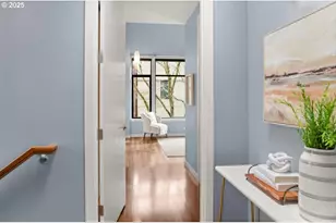 1622 NW Riverscape St, Portland, OR 97209 - Photo 23