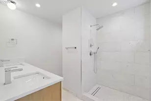4625 N Campbell Ave, Portland, OR 97217 - Photo 23