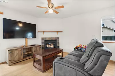 861 K Ave, Seaside, OR 97138 - Photo 5