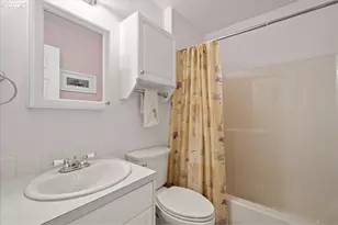 419 NE 404th Ct, Washougal, WA 98671 - Photo 25