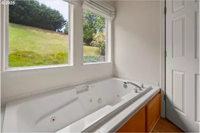 419 NE 404th Ct, Washougal, WA 98671 - Photo 19