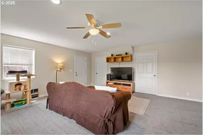 419 NE 404th Ct, Washougal, WA 98671 - Photo 13