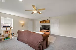 419 NE 404th Ct, Washougal, WA 98671 - Photo 13