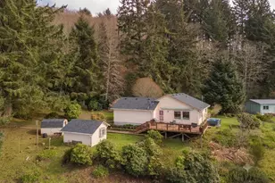 37005 Sutton Way, Cloverdale, OR 97112 - Photo 19