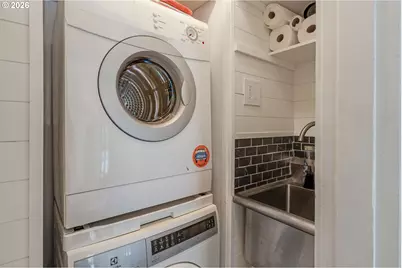 1105 Washington St, Oregon City, OR 97045 - Photo 21