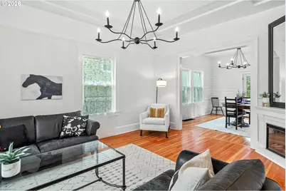 1105 Washington St, Oregon City, OR 97045 - Photo 5