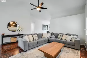 3250 Oxford St, Woodburn, OR 97071 - Photo 9