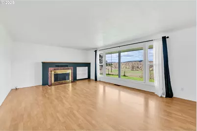 26900 Crow Rd, Eugene, OR 97402 - Photo 23