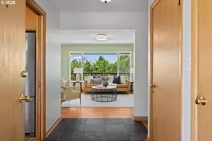 6135 SW 41st Ave, Portland, OR 97221 - Photo 3