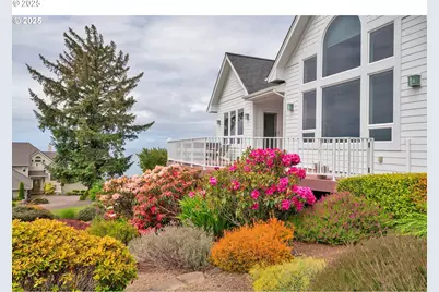 90955 Southview Ln, Florence, OR 97439 - Photo 5